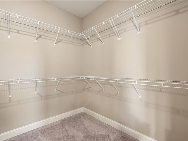 927 Westbrook Dr, Gallatin, TN 37066