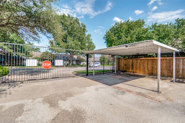 13747 Flagstone Lane, Dallas, TX 75240