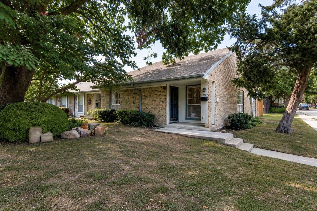 13747 Flagstone Lane, Dallas, TX 75240