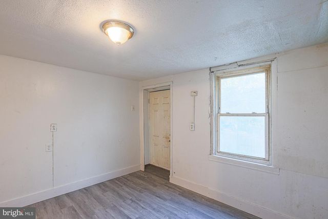 2741 BOOKERT DR, Baltimore, MD 21225