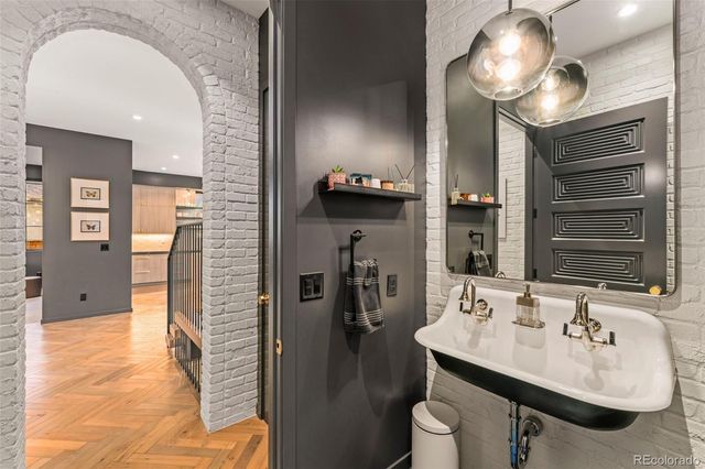 585 S Gaylord Street, Denver, CO 80209