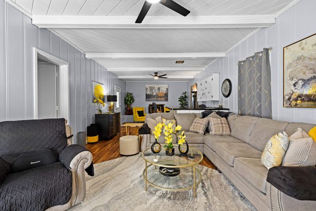 505 ADEN DR, Longview, TX 75602