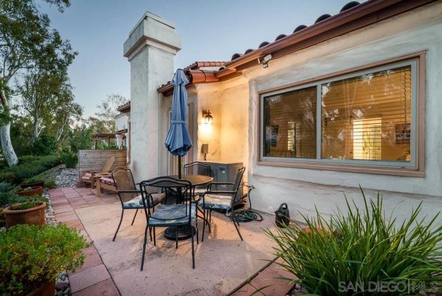 12242 Paseo Lucido D, San Diego, CA 92128