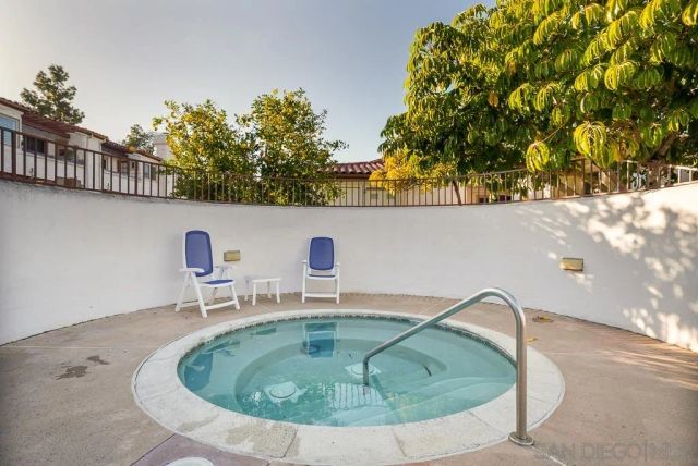 12242 Paseo Lucido D, San Diego, CA 92128