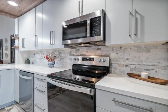 12242 Paseo Lucido D, San Diego, CA 92128