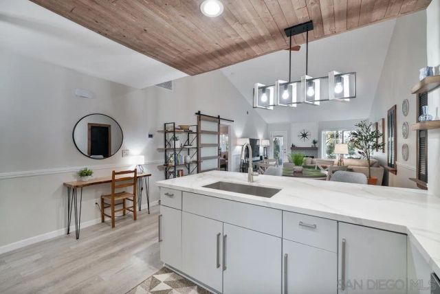 12242 Paseo Lucido D, San Diego, CA 92128