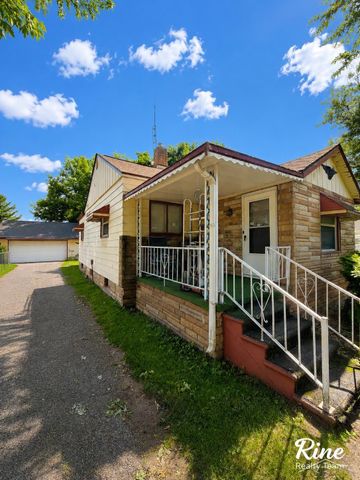 3204 E Hemphill Road, Burton, MI 48529