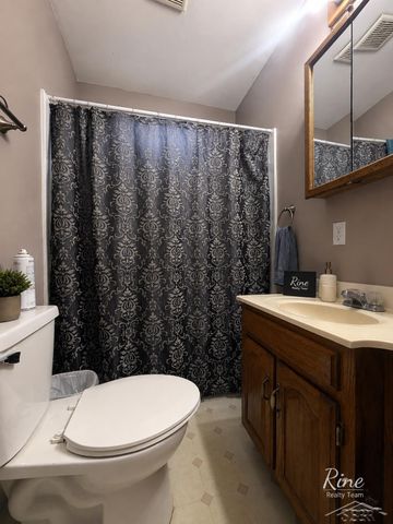 3204 E Hemphill Road, Burton, MI 48529