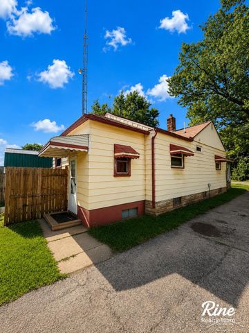 3204 E Hemphill Road, Burton, MI 48529