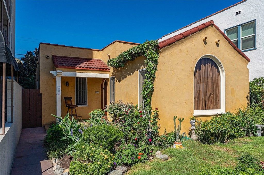 105 Claremont Avenue, Long Beach, CA 90803 — exterior