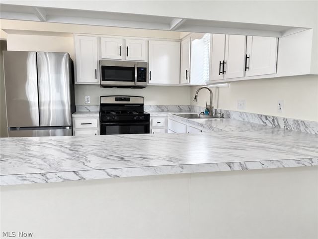 405 Baldwin Road, Akron, OH 44312