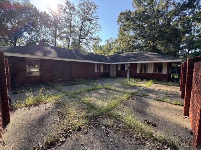 9178 Hooper Rd, Baton Rouge, LA 70818