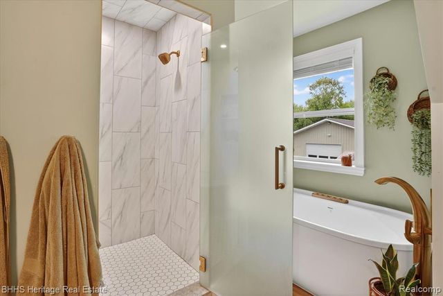 5835 Warner Road, Fowlerville, MI 48836