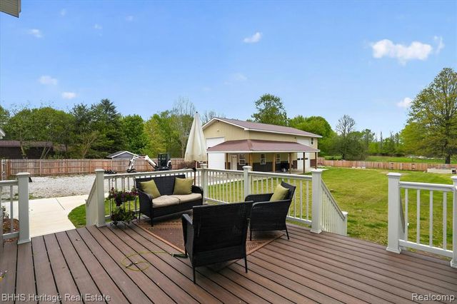 5835 Warner Road, Fowlerville, MI 48836