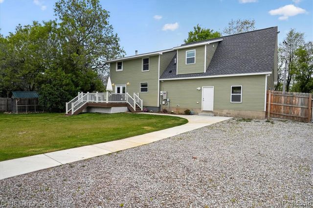5835 Warner Road, Fowlerville, MI 48836