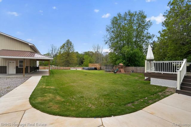 5835 Warner Road, Fowlerville, MI 48836