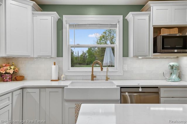 5835 Warner Road, Fowlerville, MI 48836