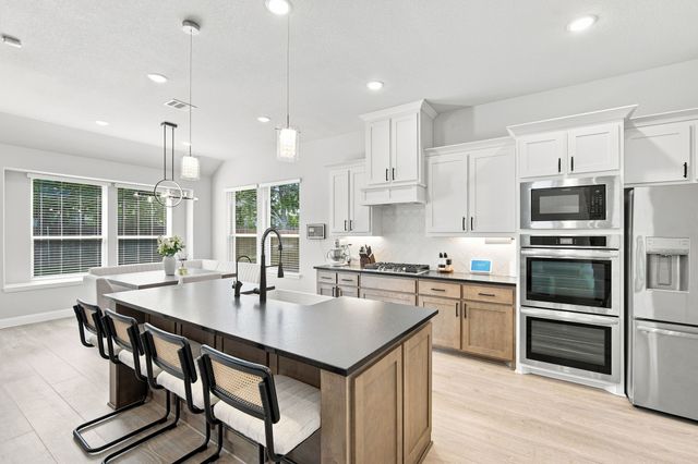 1133 Cardinal Drive, Midlothian, TX 76065