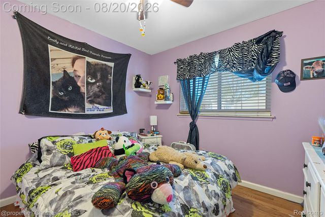 8823 Royce Drive, Sterling Heights, MI 48313