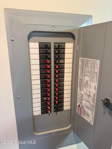 17 Lawnridge Avenue 17 & 19, Albany, NY 12208