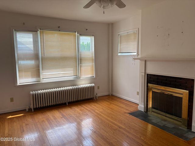 17 Lawnridge Avenue 17 & 19, Albany, NY 12208