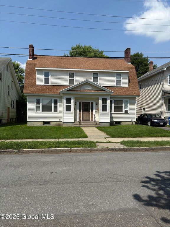 17 Lawnridge Avenue 17 & 19, Albany, NY 12208