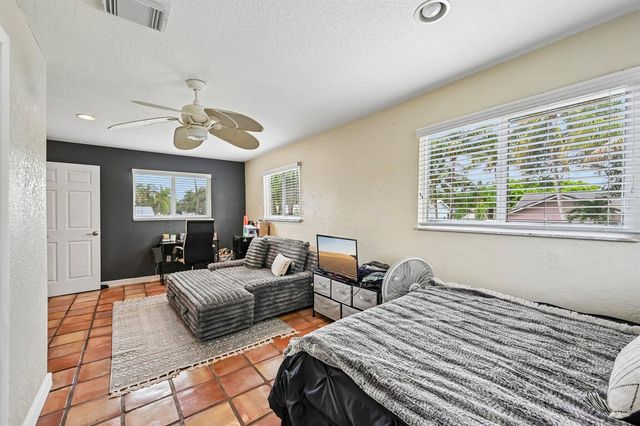 1232 NW 14th Street, Boca Raton, FL 33486