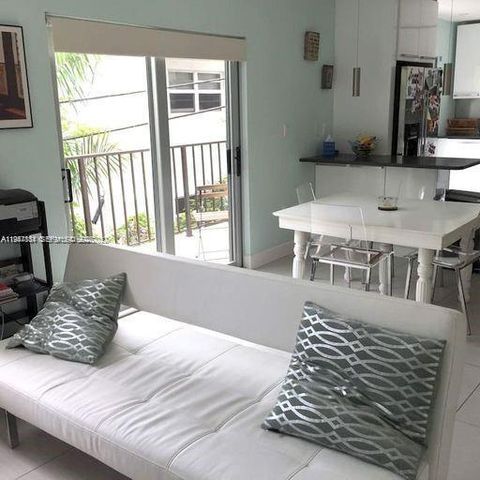 1821 Jefferson Ave 206, Miami Beach, FL 33139