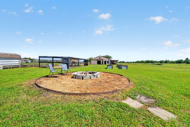 6025 FM 547, Farmersville, TX 75442