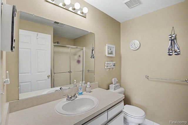 46246 Baldwin Drive 45, Macomb, MI 48044