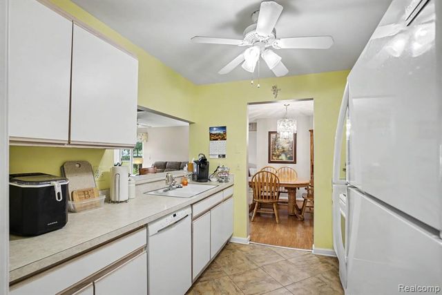 46246 Baldwin Drive 45, Macomb, MI 48044