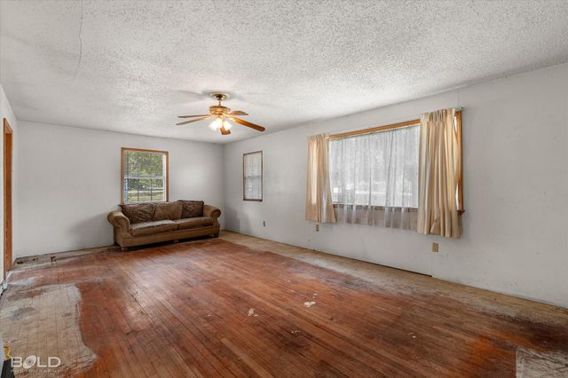 4886 Albany Drive, Shreveport, LA 71107