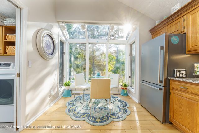 4651 Danbury Way, Okemos, MI 48864