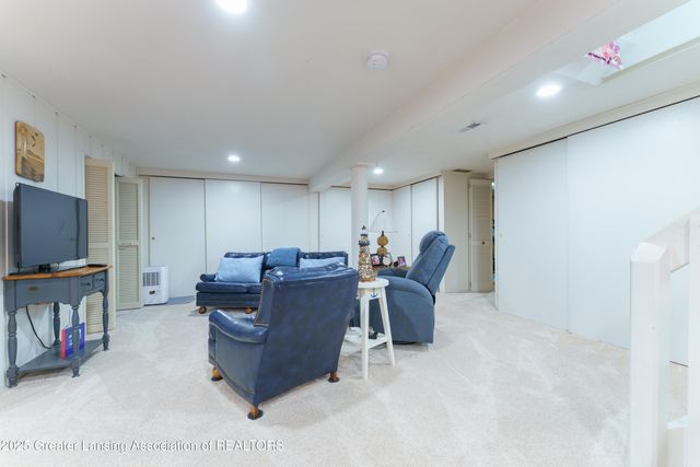 4651 Danbury Way, Okemos, MI 48864