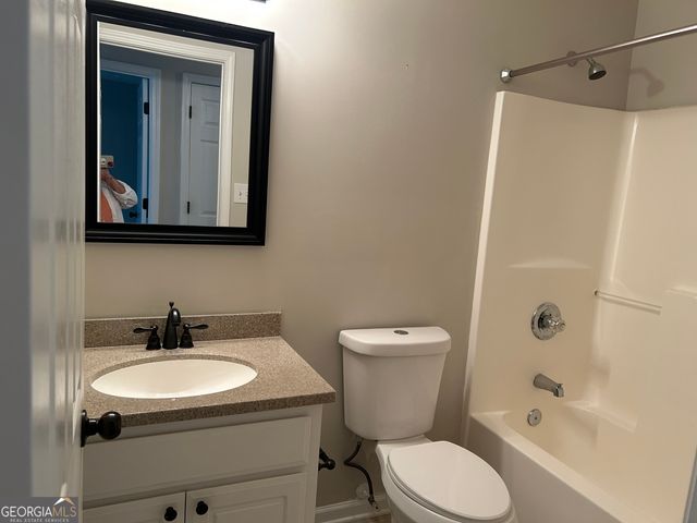 381 YOUTH JERSEY Road, Covington, GA 30014