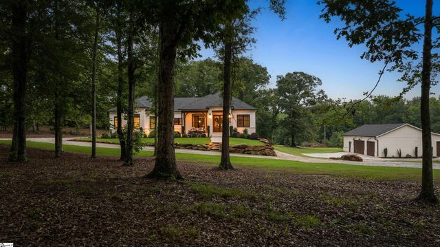 101 Watson Road, Fountain Inn, SC 29644