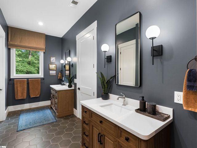 101 Watson Road, Fountain Inn, SC 29644