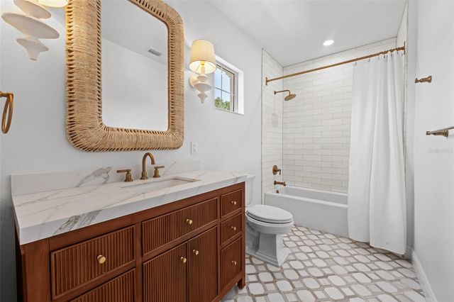 11 FORMOSA AVENUE, Tampa, FL 33606