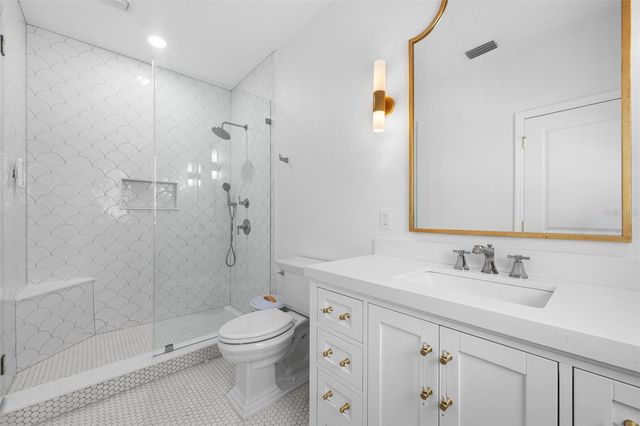 11 FORMOSA AVENUE, Tampa, FL 33606