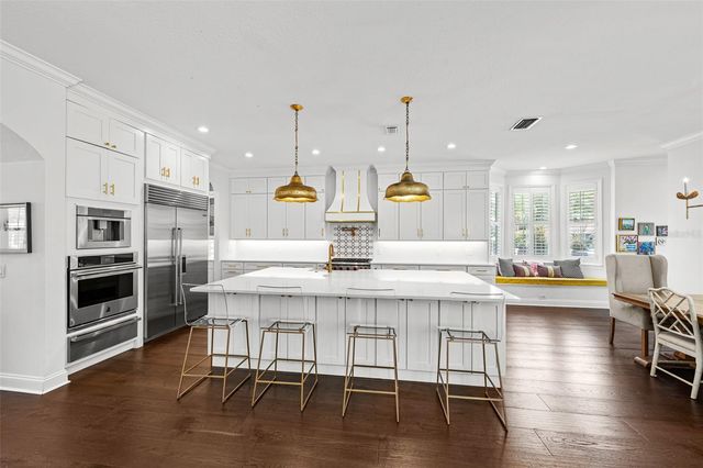 11 FORMOSA AVENUE, Tampa, FL 33606