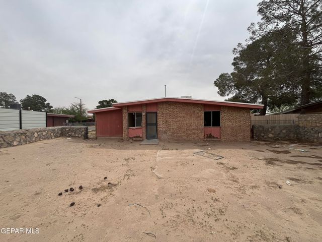 9358 EL VERGEL Drive, El Paso, TX 79907