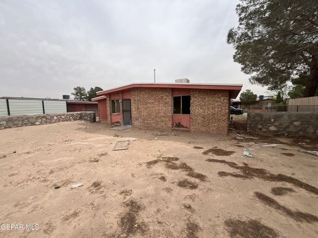 9358 EL VERGEL Drive, El Paso, TX 79907