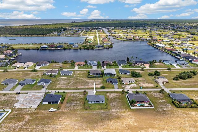 4238 NW 34TH LANE, Cape Coral, FL 33993