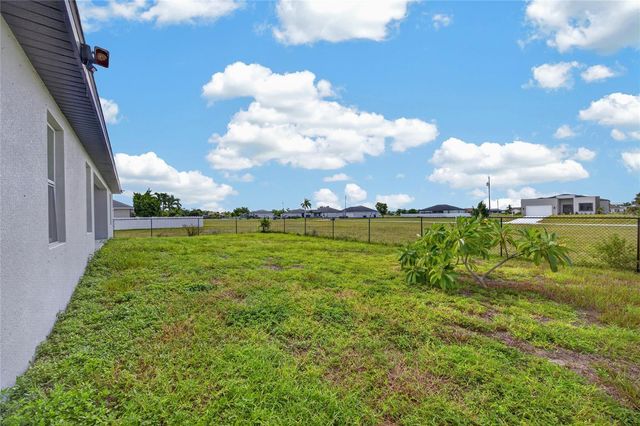 4238 NW 34TH LANE, Cape Coral, FL 33993