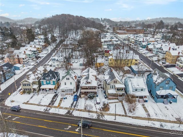 2420 East Genesee Street, Syracuse, NY 13210