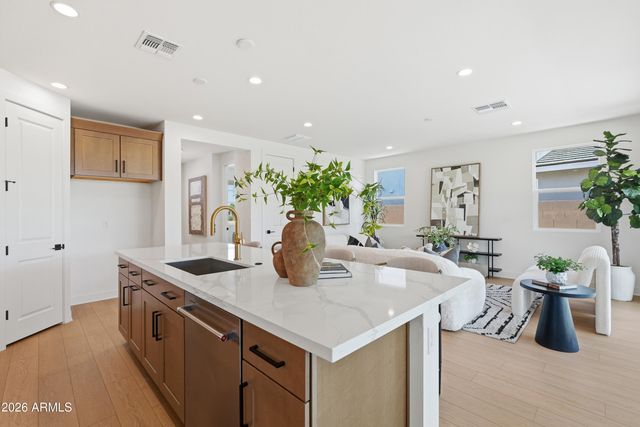 17767 W CRAWFORDSVILLE Drive, Surprise, AZ 85388
