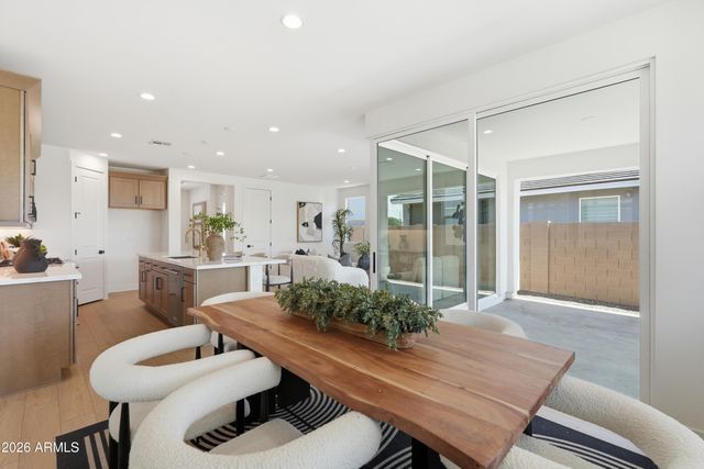 17767 W CRAWFORDSVILLE Drive, Surprise, AZ 85388
