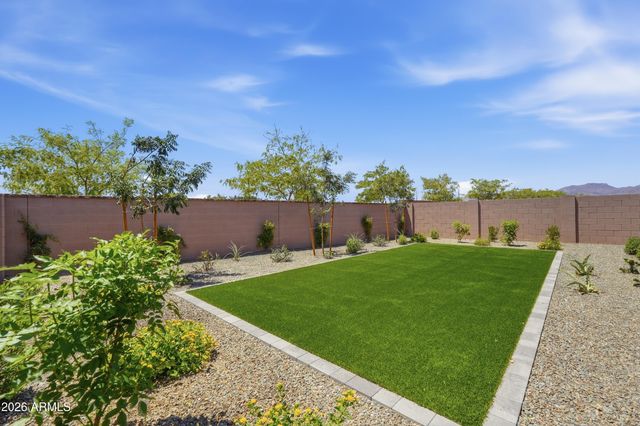 17767 W CRAWFORDSVILLE Drive, Surprise, AZ 85388