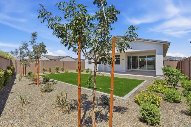 17767 W CRAWFORDSVILLE Drive, Surprise, AZ 85388