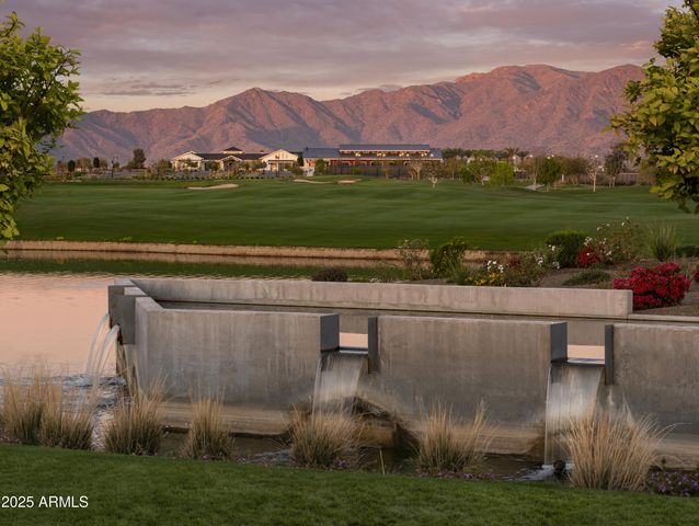17767 W CRAWFORDSVILLE Drive, Surprise, AZ 85388